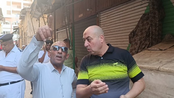 السكرتير العام ورئيس حي العرب ببورسعيد 