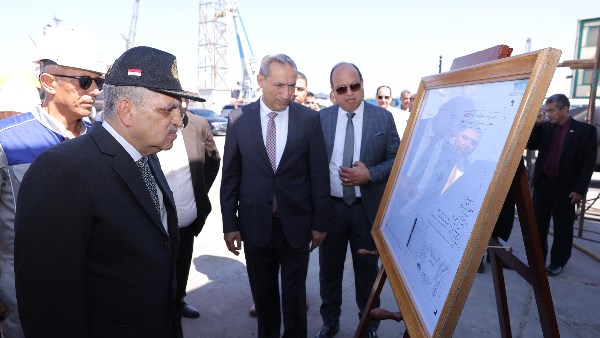 الفريق اسامه ربيع 