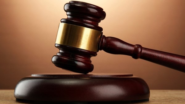 محاكمة متهم بمحاولة اغتصاب سيدة تحت تهديد السلاح بالفيوم