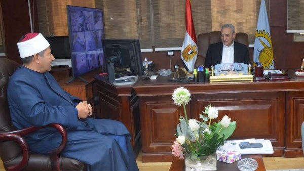 محافظ الغربية ومدير مديرية الأوقاف بالغربية 