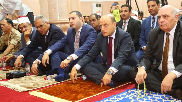 محافظ كفرالشيخ يشهد الإحتفال بالمولد النبوي الشريف بمسجد الملك 
