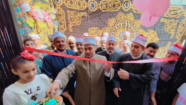 الشيخ معين رمضان يفتتح إحدي المساجد بالمحافظه 