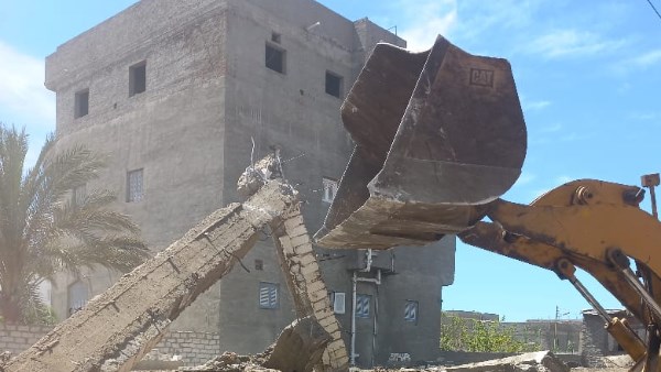 جانب من الازاله الفوريه ببلطيم بكفرالشيخ 
