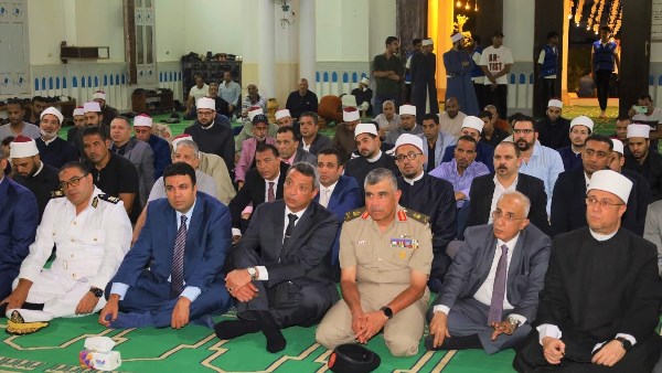 اللواء طارق حامد الشاذلي اثناء احتفاليه الاوقاف بالمولد النبوي بمسجد بدر