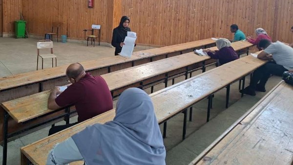 جانب من الامتحانات 
