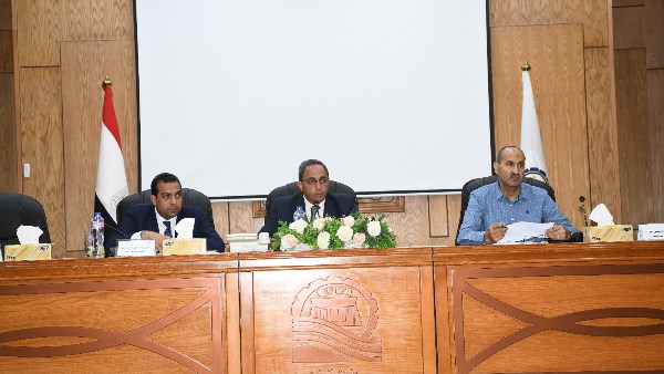 جانب من الاجتماع 