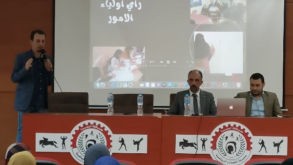 قادرون باختلاف في البحيرة 