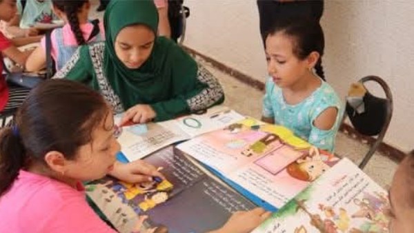 المكتبه المتنقلة بالبحيرة 
