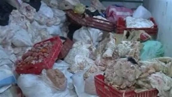ضبط 3 أطنان أغذية فاسدة بالبحيرة 