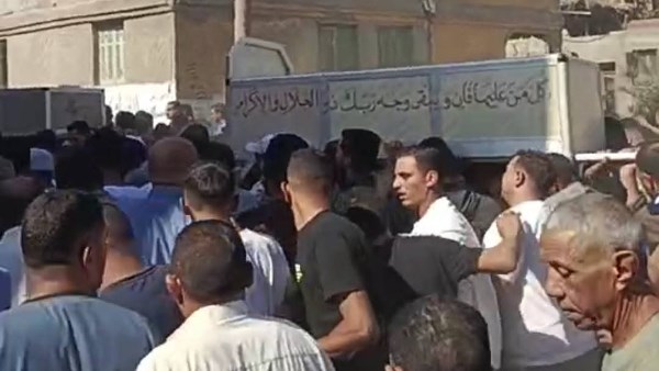 تشييع جثامين أسرة واحدة من البحيرة 