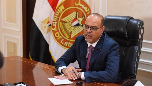 وزير العمل