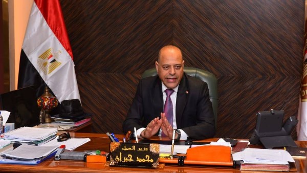 وزير العمل