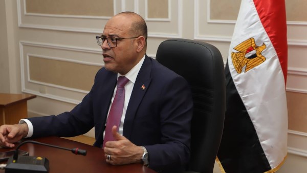 وزير العمل