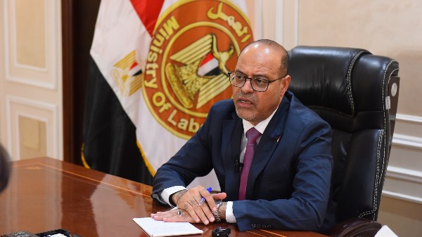 وزير العمل