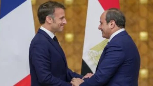الرئيس عبد الفتاح السيسي و إيمانويل ماكرون
