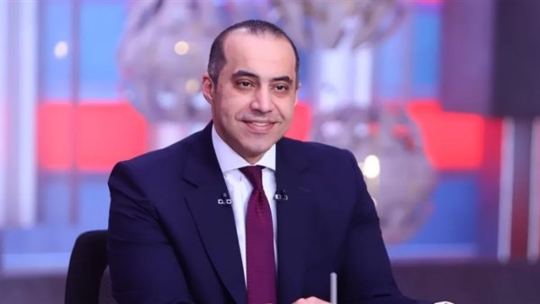  المستشار محمود فوزي، وزير الشؤون النيابية، 