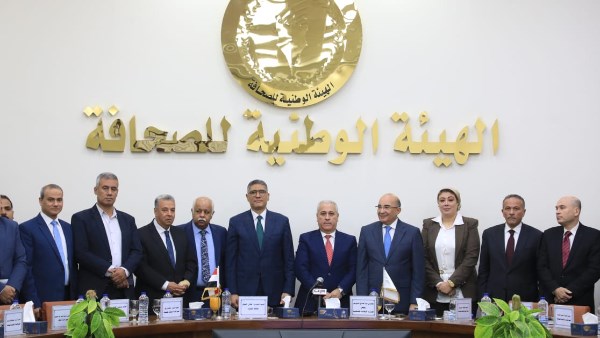 ندوة موسعة بحضور محافظ الجيزة وعدد من رؤساء مجالس إدارات المؤسسات الصحفية القومية