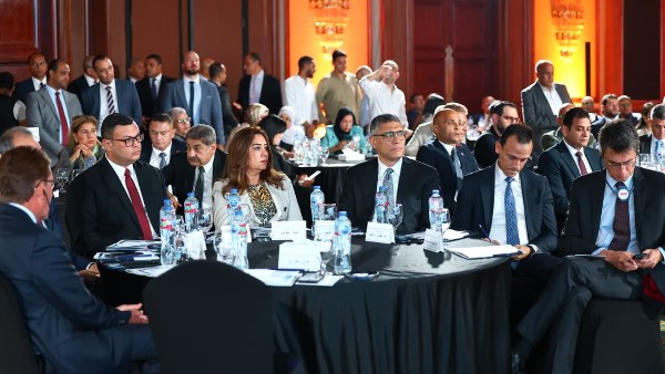 محافظ الجيزة خلال الفاعلية بحضور الوزراء