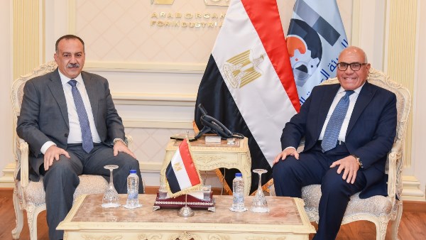 محافظ أسيوط ورئيس الهيئة العربية للتصنيع