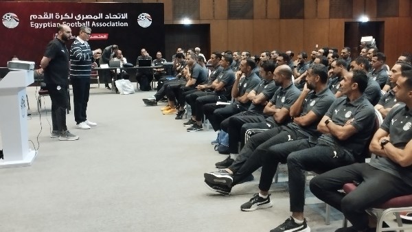 اجتماع رويز مع الحكام
