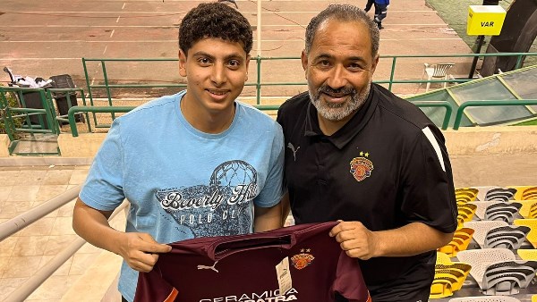 أحمد وليد عاشق سيراميكا كليوباترا