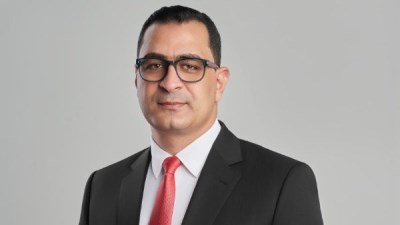 النائب محمود طاهر 