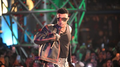 حفل محمد رمضان بالشيخ زايد