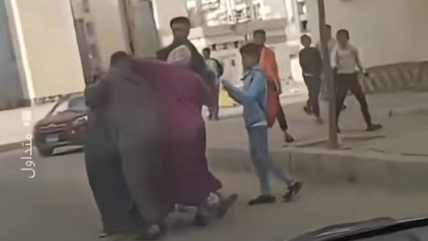 معلمة الحاسب الآلي بمدرسة حمزة