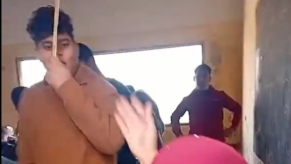  القبض على طلاب مدرسة مسطرد