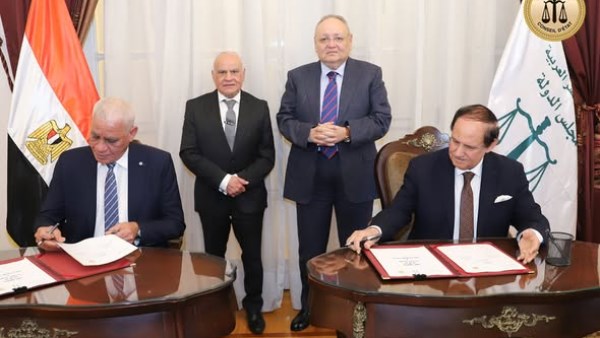 مجلس الدولة يوقع بروتوكول تعاون مع الجامعات الأوروبية في مصر 