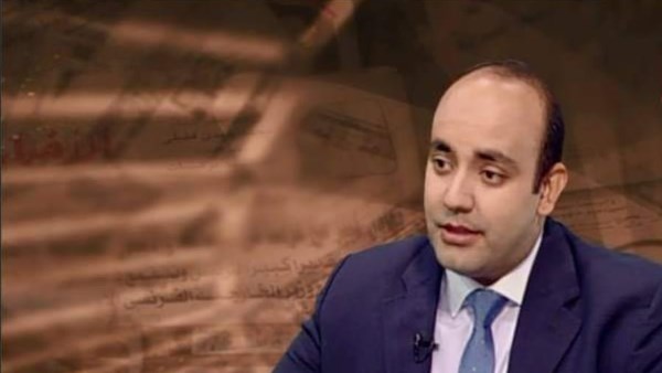  الدكتور عبد الرحمن طه