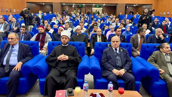  النيابة الإدارية تكرم أعضاءها وأسرهم من حفظة القرآن الكريم 