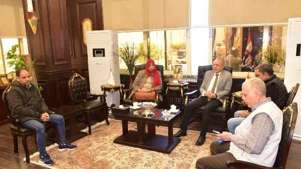 محافظ الأقصر يستقبل المهندسة هويدا النوبى 