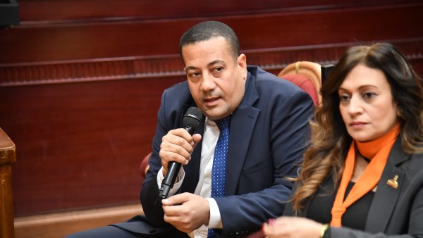 ناصر الضوي عضو مجلس الشيوخ 