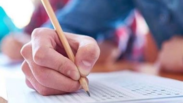 من 10 إلى 15 يناير.. انطلاق امتحانات الفصل الدراسي الأول 