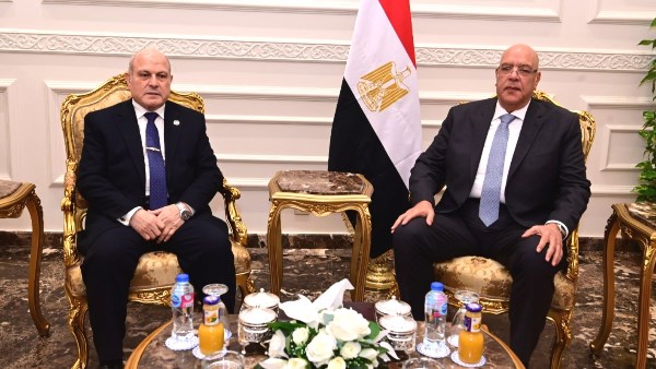 لتقديم التهنئة وتعزيز التعاون.. رئيس مجلس النواب يستقبل النائب العام 