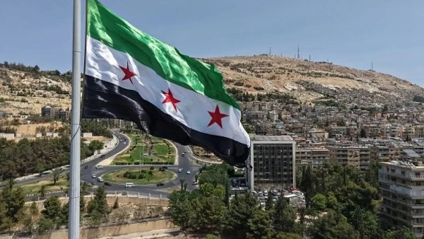 عقب التوصل لتفاهم .. قائد قسد يرشح اسم ليكون مساعد وزير الدفاع السوري