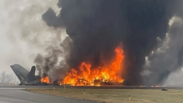 وفاة 7 أشخاص على متن طائرة أمريكية أقلعت من مطار بانغور 