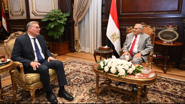 لتعزيز التعاون.. رئيس الشيوخ يستقبل وزير البترول والثروة المعدنية 