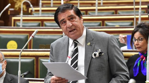 النائب أحمد أباظة يطالب بتشديد الرقابة على الأسعار خلال رمضان 