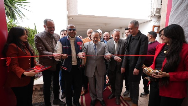 محافظ أسيوط يفتتح معرض "دمياط للأثاث"