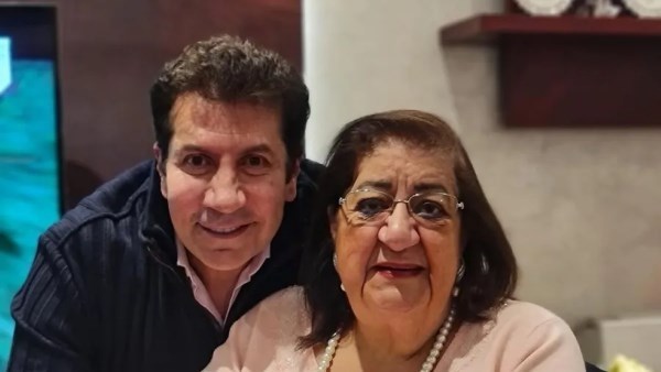 والدة كلا من الفنان هاني رمزي، والمستشار أمير رمزي