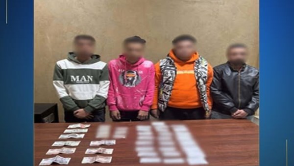 ضبط 4 أشخاص بحوزتهما كروت دعاية و مبالغ مالية تمهيدا لتوزيعها علي الناخبين بالجيزة