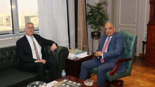 وزيري البترول والكهرباء