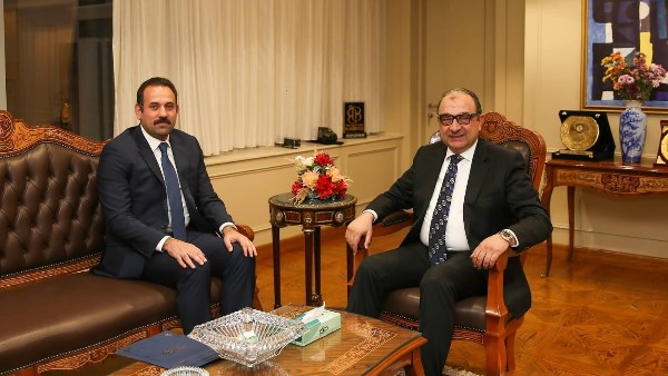 وزير قطاع الأعمال العام ورئيس جهاز مستقبل مصر