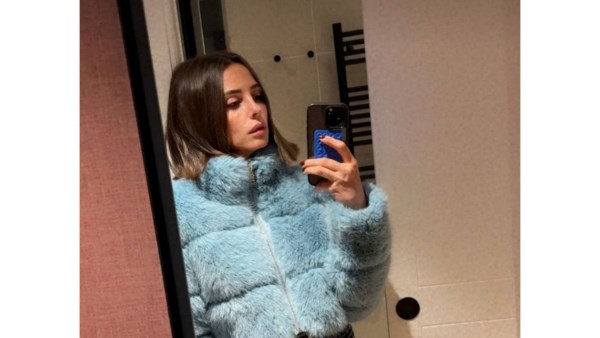 الأجهزة الأمنية تكشف ملابسات تصادم سيارة نقل بسيارة شقيق إيمان العاصي بالشيخ زايد