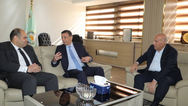 وزير الزراعة