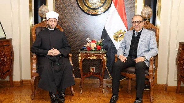 وزيري قطاع الأعمال والأوقاف