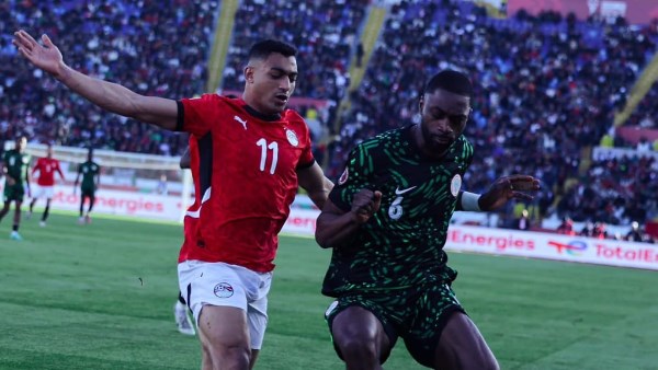 انتهاء الشوط الأول من مباراة مصر ونيجيريا