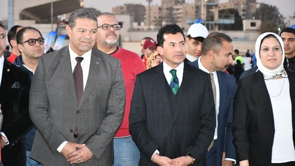 وزير الشباب والرياضة